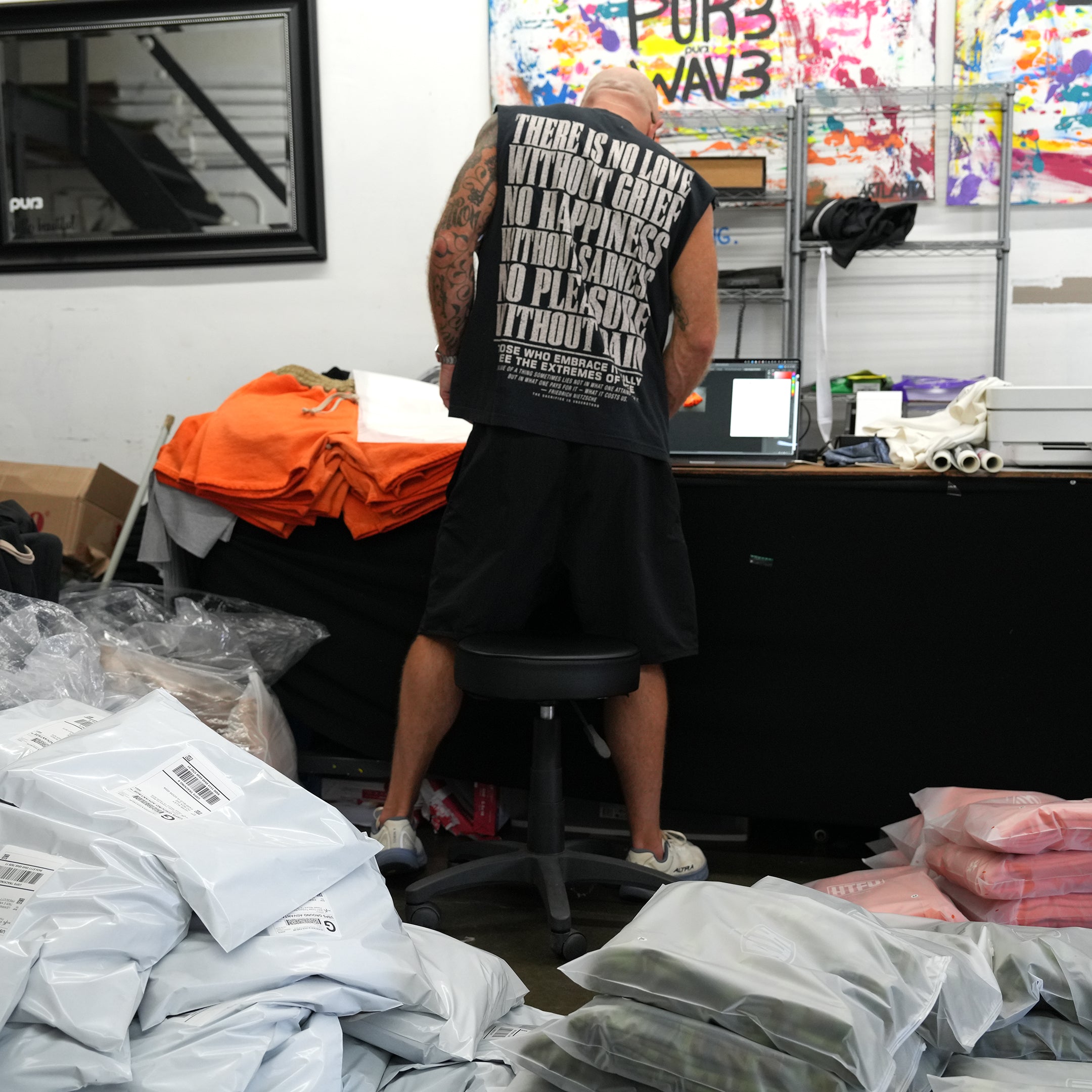 Pain Muscle Tank - Off White